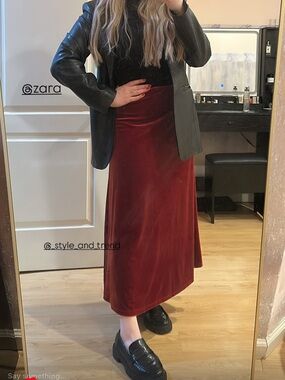 Red Velvet Maxi Skirt - Elegant Women's Skirt